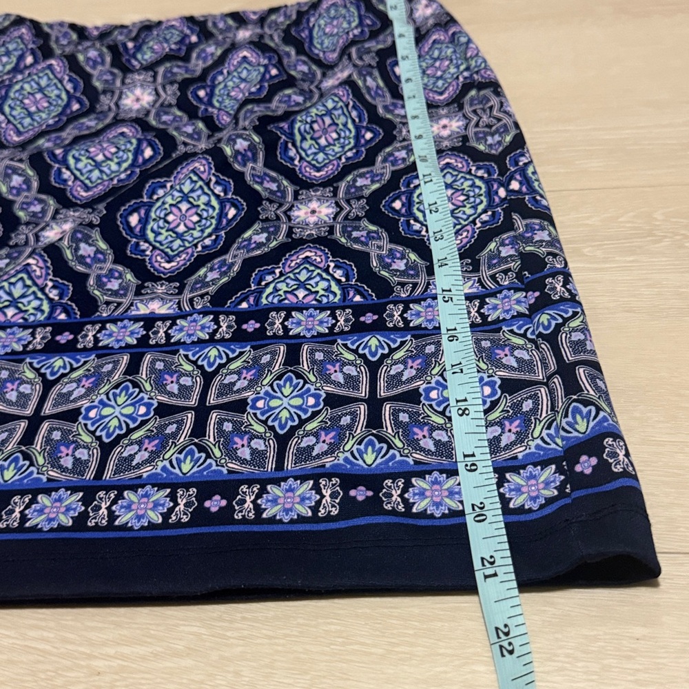 ✨Talbots Blue and Pink Patterened A-Line Skirt - Picture 5 of 6